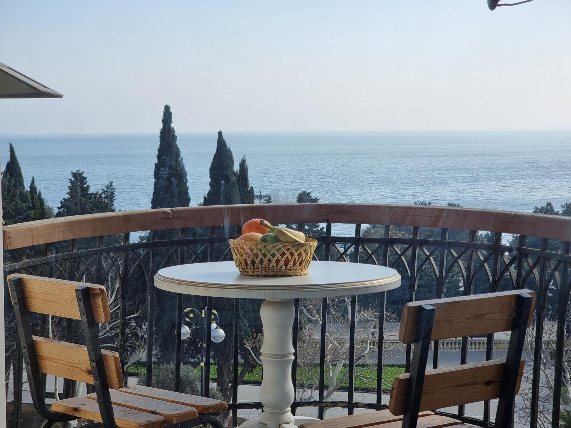 Maiden Sea View By Bakuapart Exterior foto